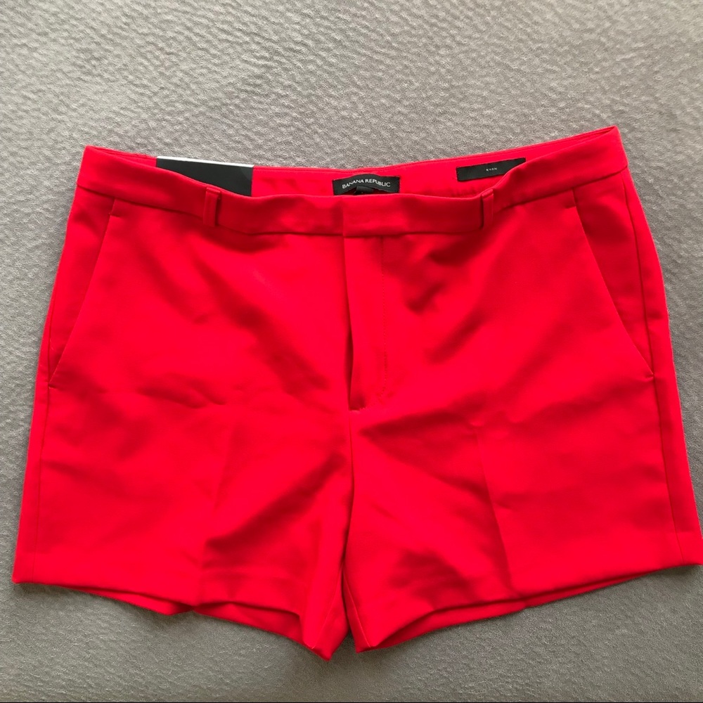 NWT! BananaRepublic Ryan-Fit BiStretch 5" Short 14